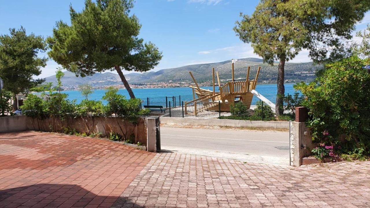 Apartment Nikica Trogir Buitenkant foto